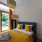 Close Apartmán *