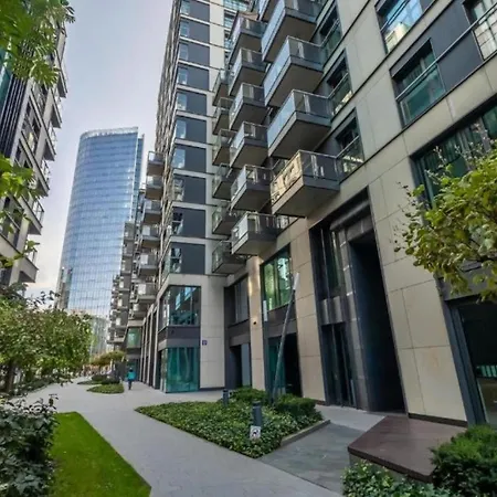 Apartment Close Warschau
