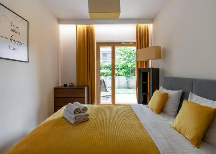 Golden - Luxury 2-bedroom, Mennica Residence&144 Varsovie