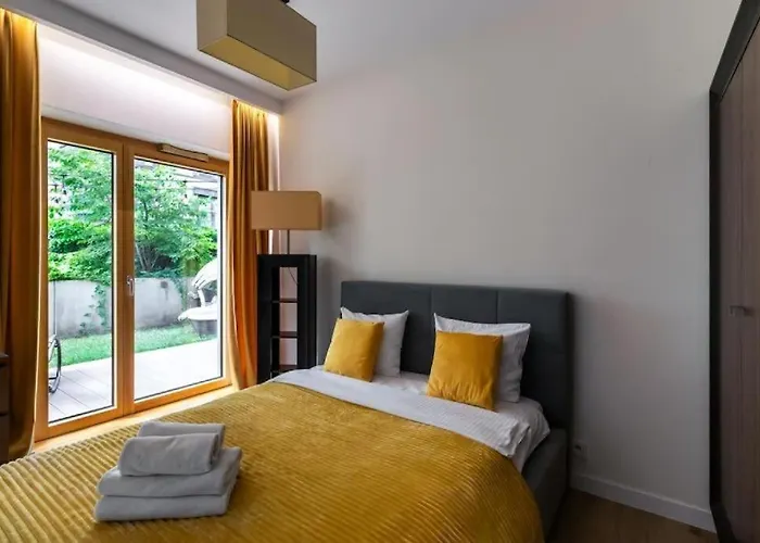 Golden - Luxury 2-bedroom, Mennica Residence&144 Varsovie