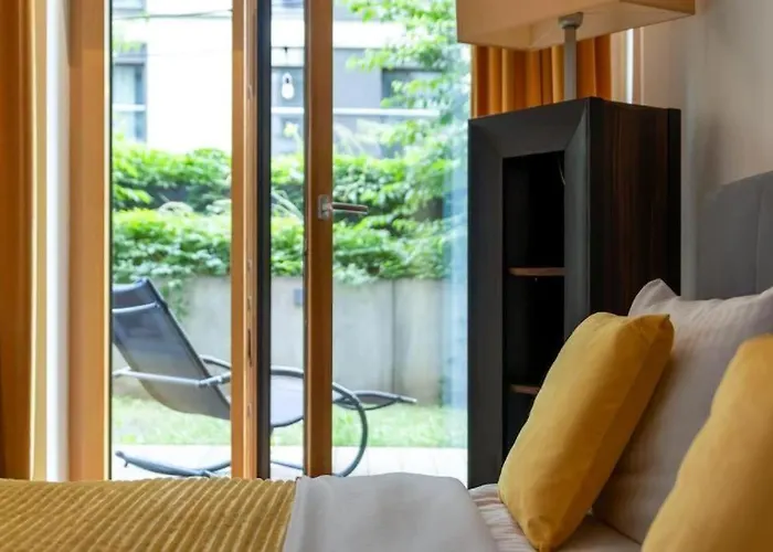 Golden - Luxury 2-bedroom, Mennica Residence&144 Lägenhet *