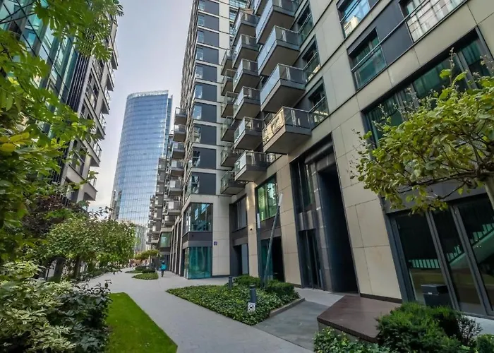 Golden - Luxury 2-bedroom, Mennica Residence&144 *